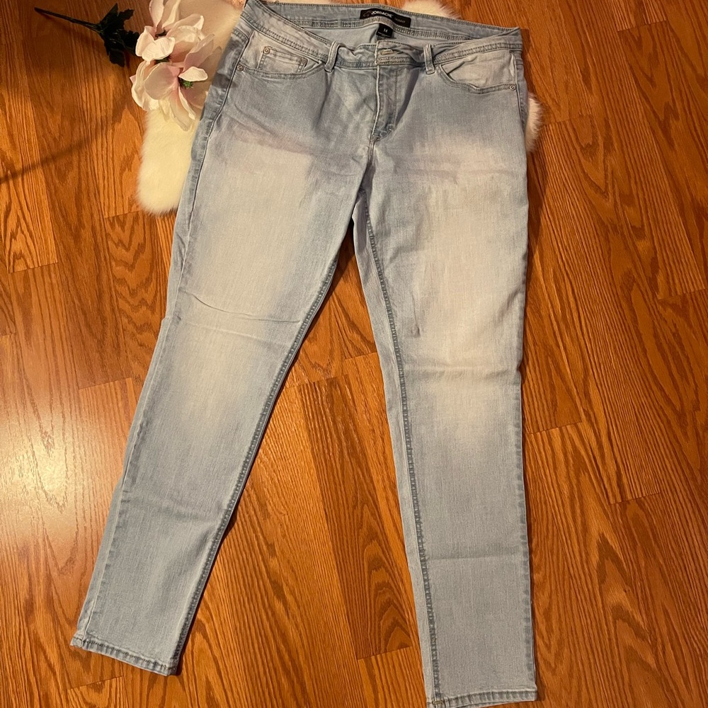 Jordache jeans size 14